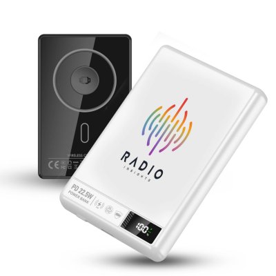 10000 mAh – magnetická powerbanka s 15 W bezdrôtovým nabíjaním (3-in-1)